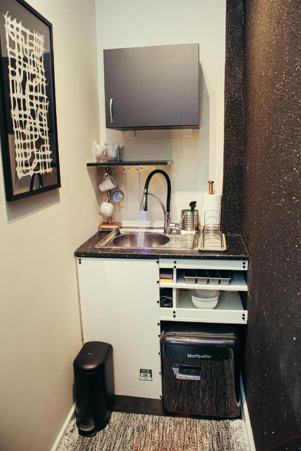 Opulent 1 Bedroom Cosy Suite 伯明翰 外观 照片